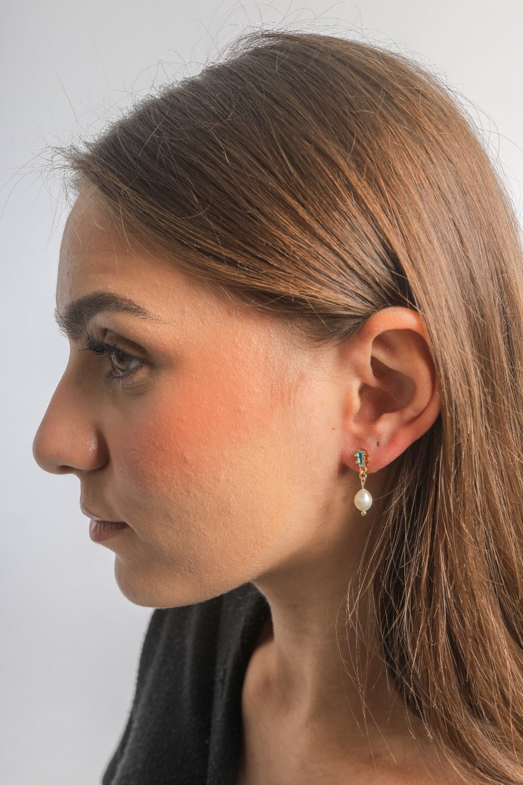 two-tone pearl earring