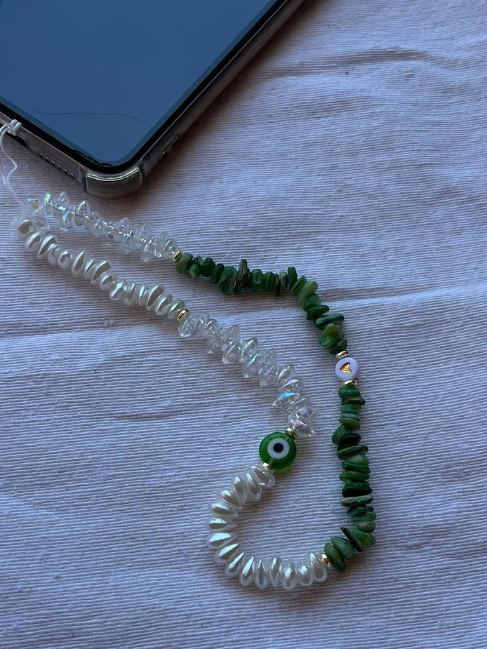 basic short phone chain